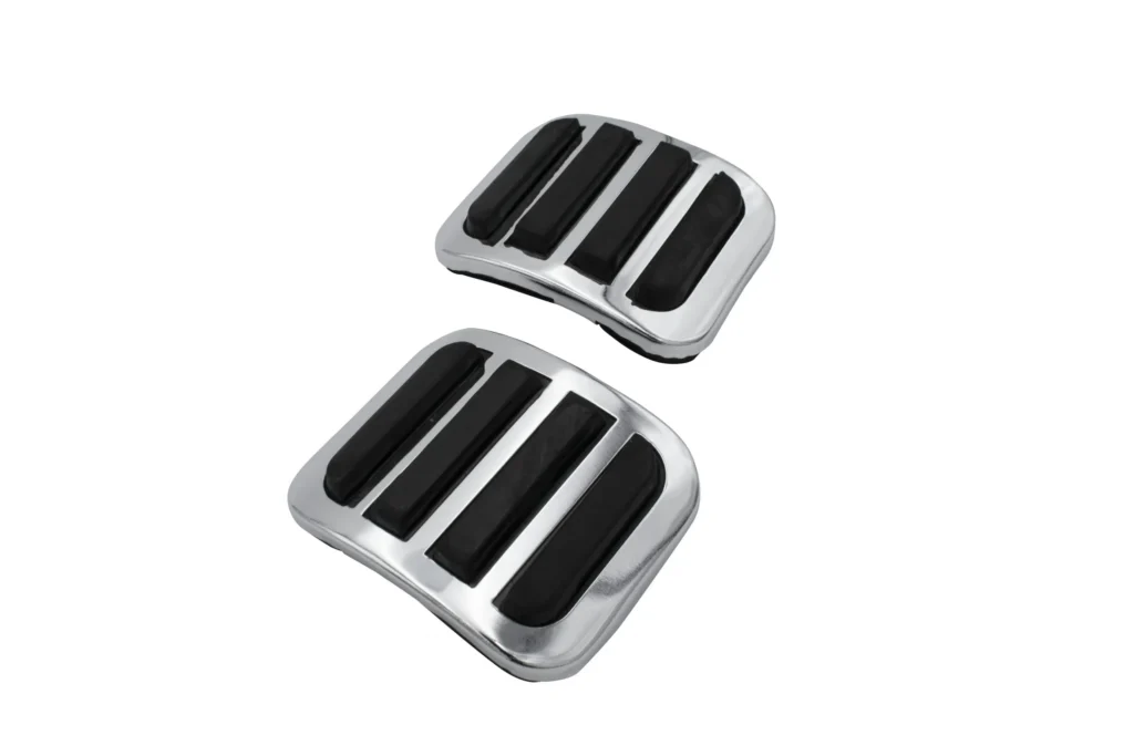 CAPA PARA PEDAL VW FUSCA / KOMBI / BRASILIA / KARMANN GHIA EMPI CROMADA ESPORTIVA 4550-0